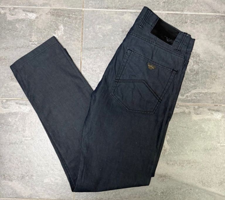 Emporio Armani Black Slim-Fit Jeans with Eagle Logo – Men’s Waist 30