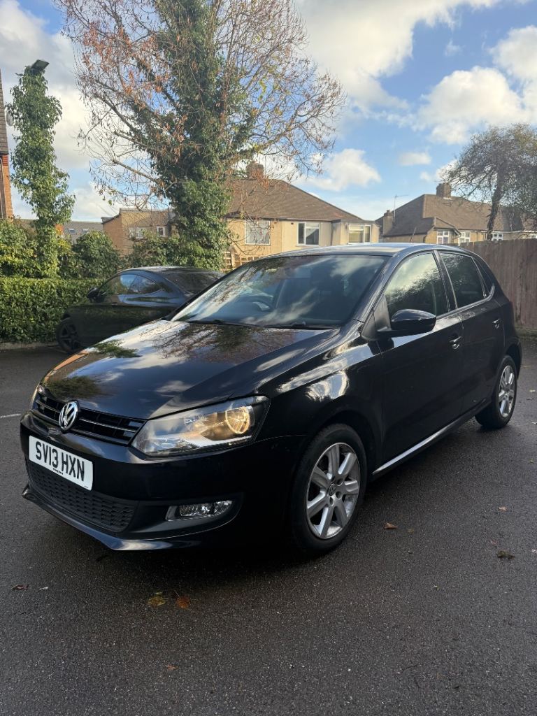 VOLKSWAGEN POLO Auto