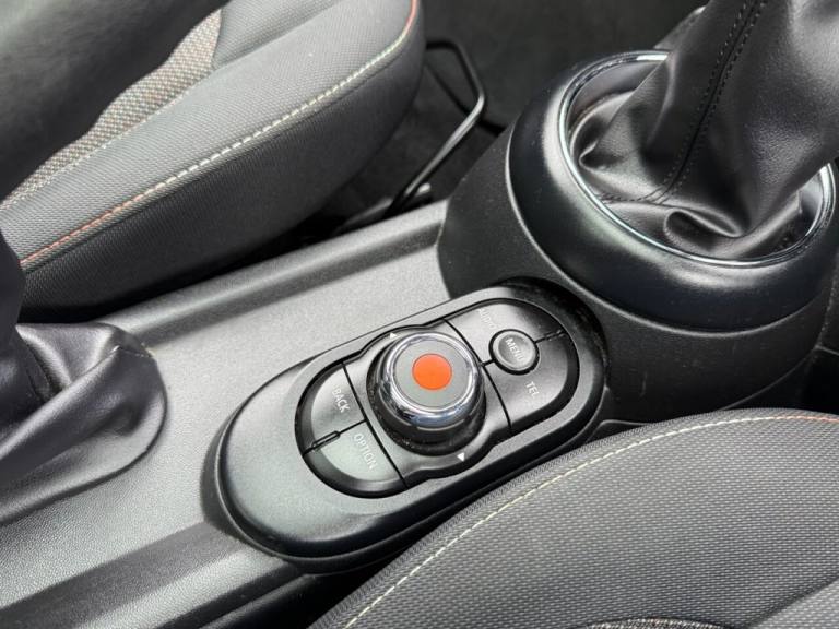 2015 15 MINI HATCH 1.5 COOPER HATCHBACK 5DR PETROL MANUAL EURO 6 (S/S) (136 PS)