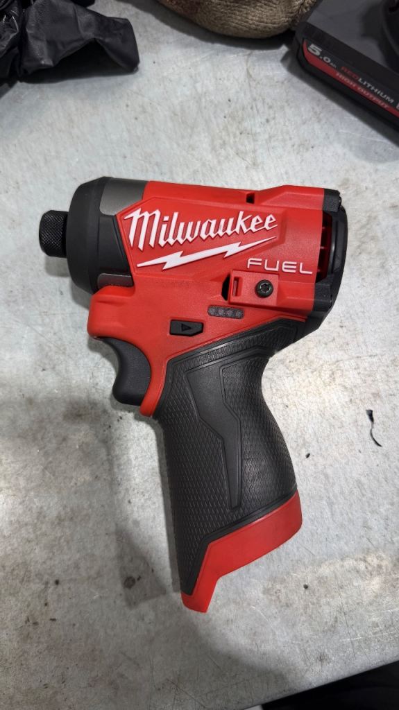 Milwaukee M12 FID2 Impact Driver with 5.0Ah Battery – Good Condition
