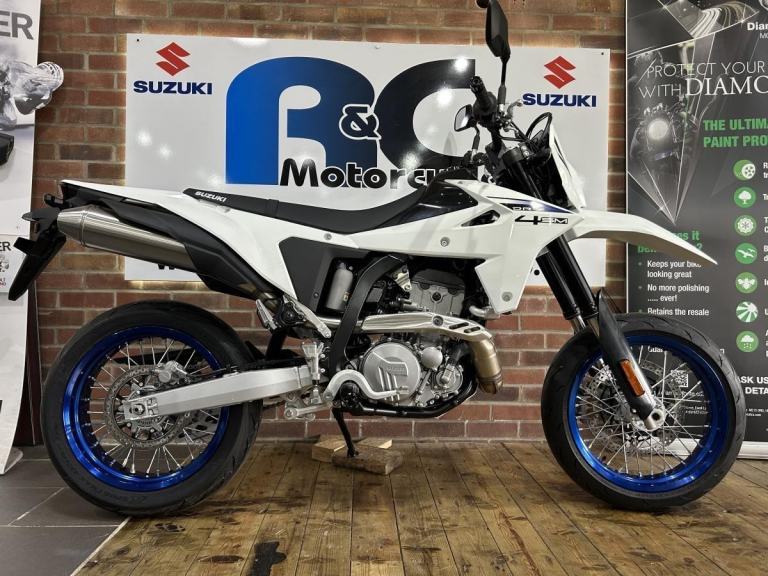 Suzuki DRZ Supermoto DR-Z400SMRLM5