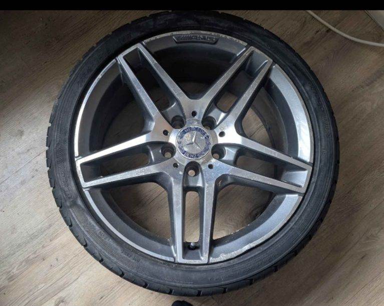 Mercedes c class c250 amg rear wheel 18 inch