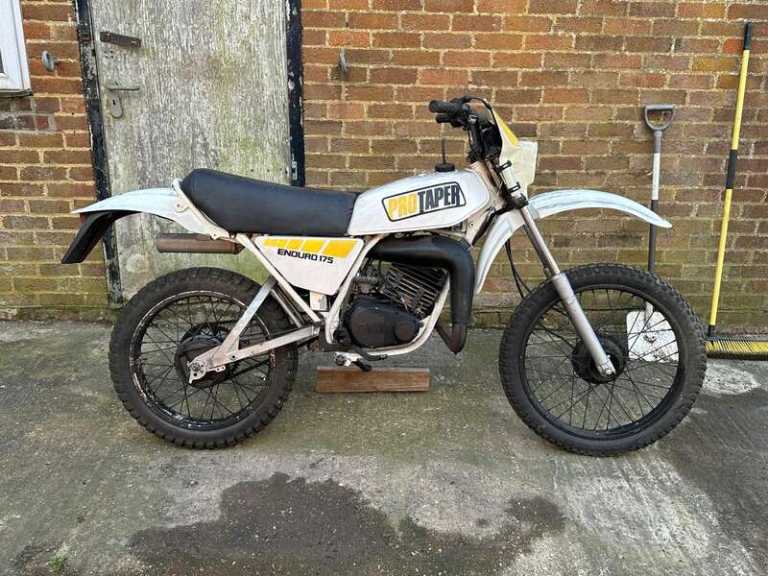 1978 Yamaha DT175 PETROL Manual