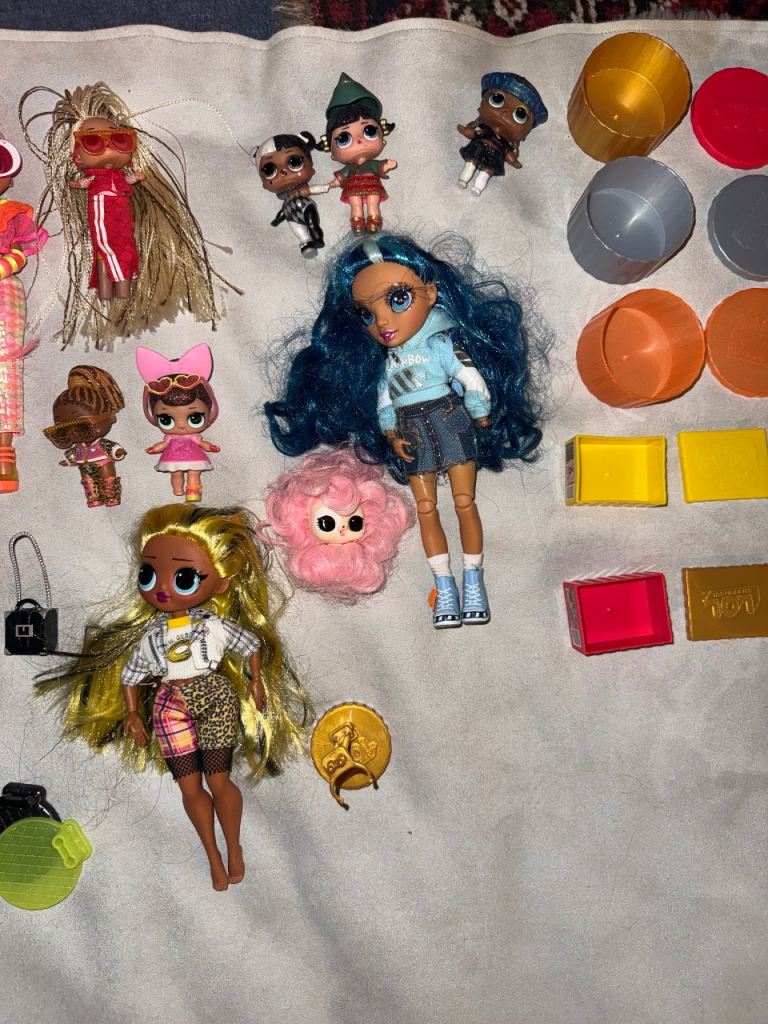 LOL dolls bundle 