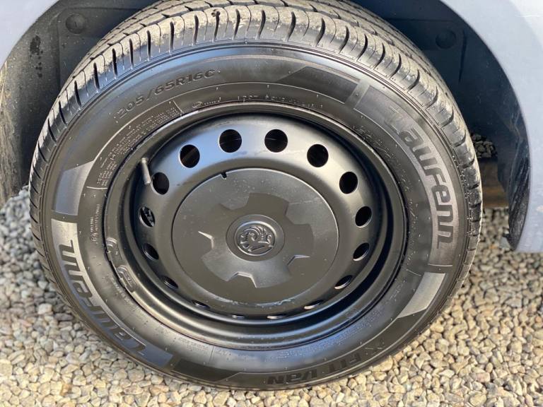 2011 Vauxhall Vivaro 2.0 2900 CDTi ecoFLEX 16v Combi FWD L1 H1 5dr MPV Diesel Manual