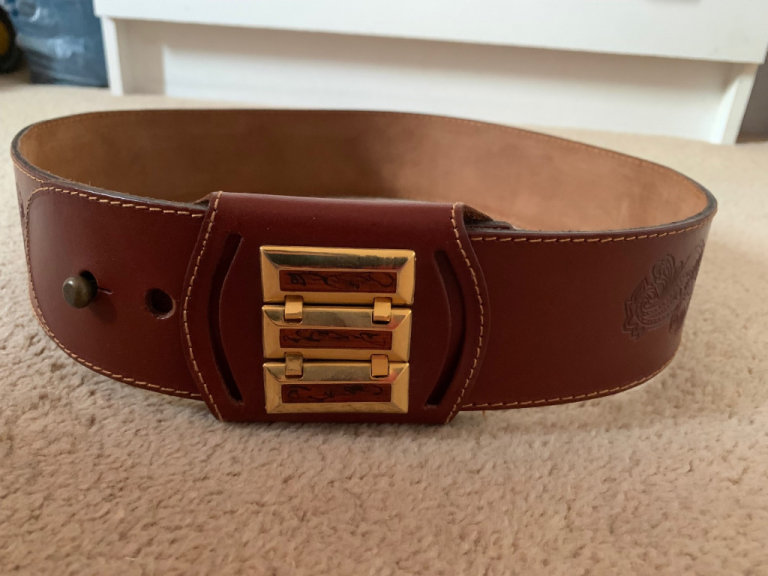 Wide brown waist / hip leather belt