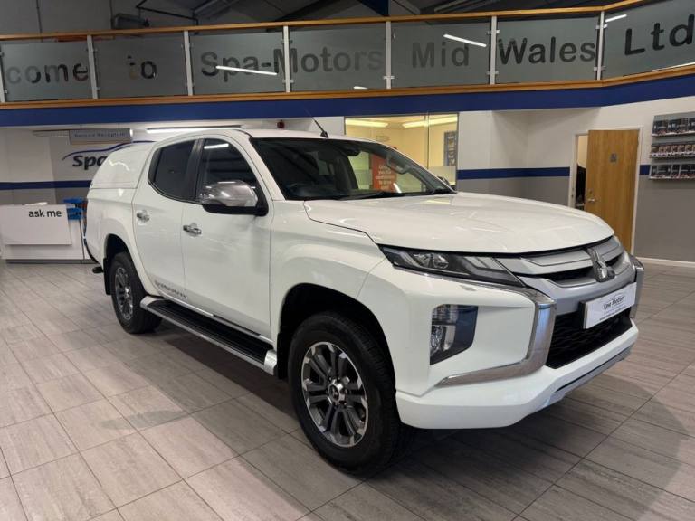 2021 Mitsubishi L200 2.2 DI-D DC Barbarian Pickup Double Cab 4dr Diesel Manual 4WD Euro 6 (s/s)  ...