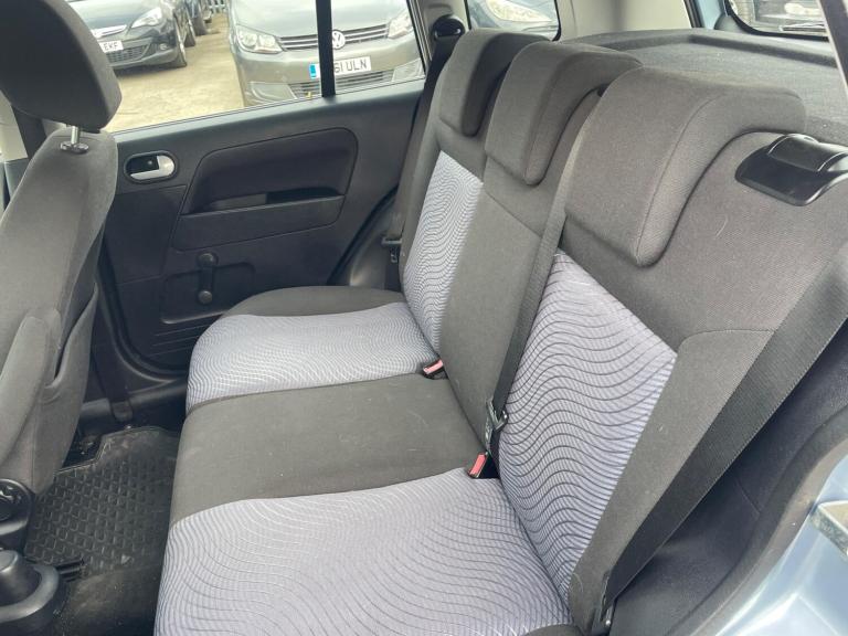 2006 Ford Fusion 1.6 Zetec Climate 5dr HATCHBACK Petrol Manual