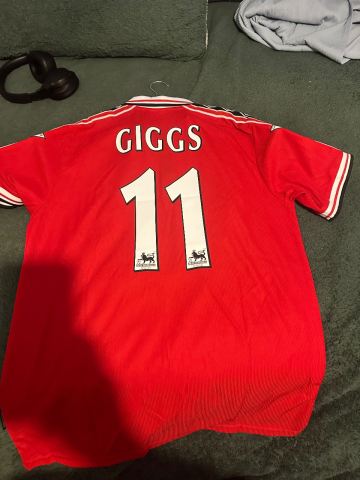 New Umbro Manchester United Football Shirt Giggs 11 – 2XL, £40.00