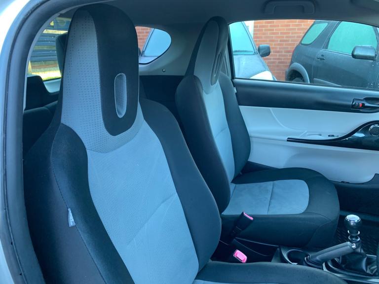 2012 Toyota IQ 1.0 VVT-i 2 Hatchback 3dr Petrol Manual Euro 5 1 OWNER FULL
