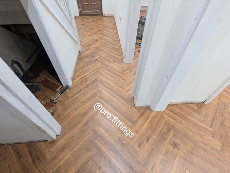 Laminate Flooring Fitter | Herringbone | LVT Floor Fitter | Supply and Fit Service 