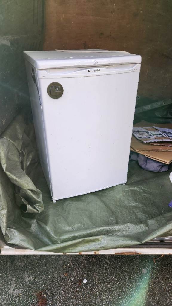 Hotpoint fridge RLAV21