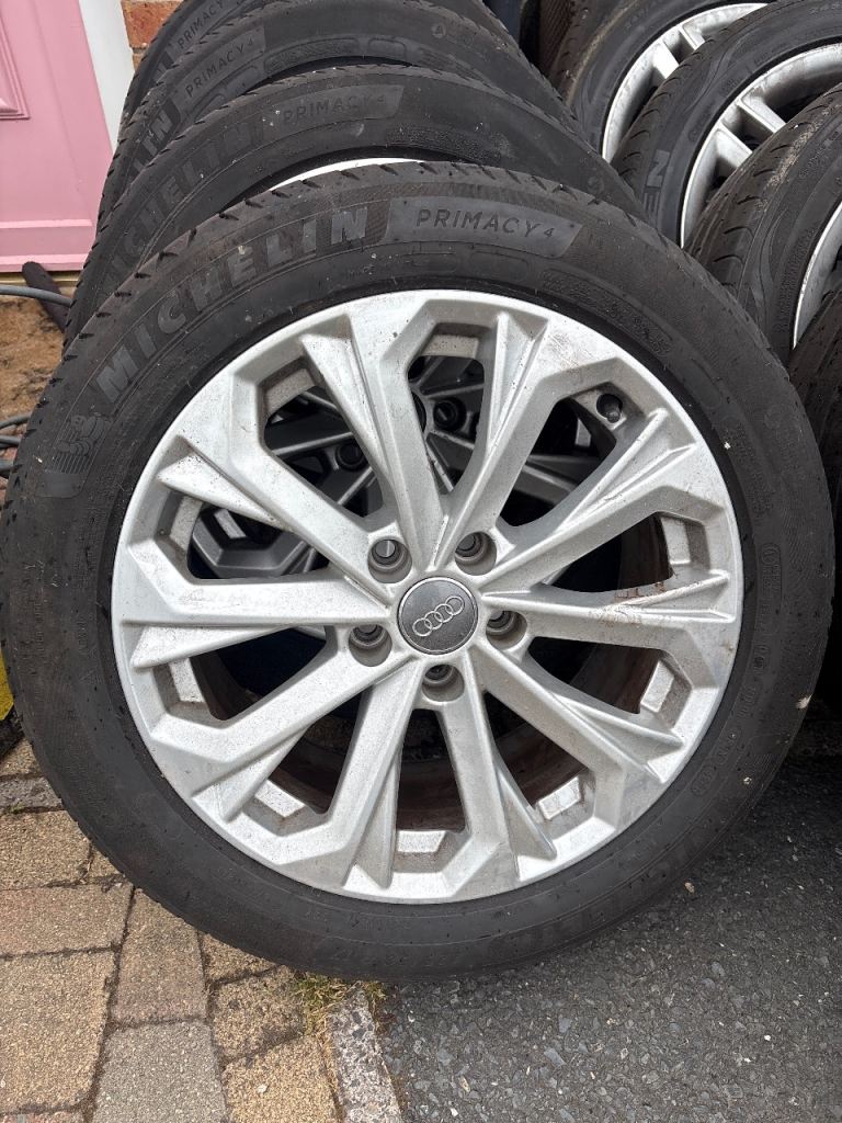 17” genuine Audi alloys
