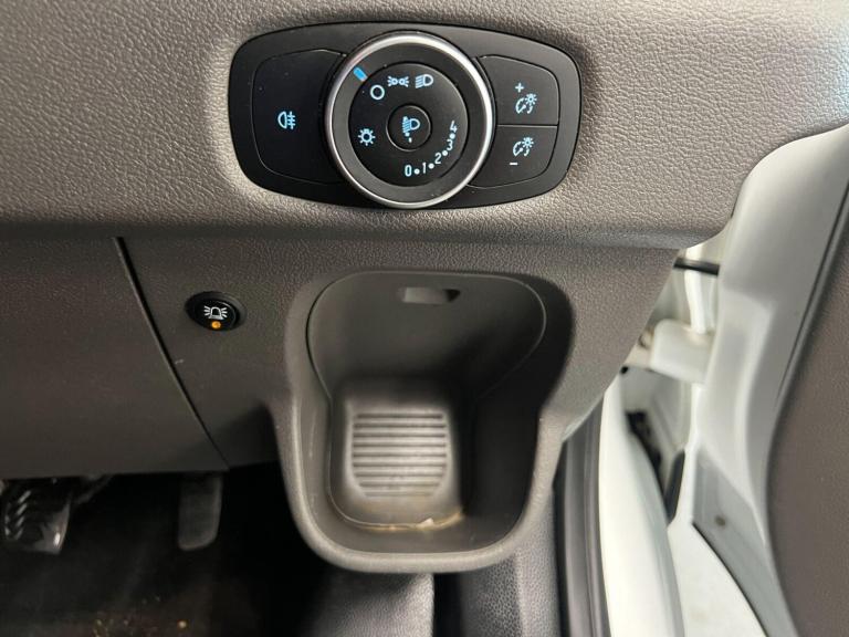 2022 Ford Transit 2.0 EcoBlue 130ps Double Cab Chassis CHASSIS CAB DIESEL Manual