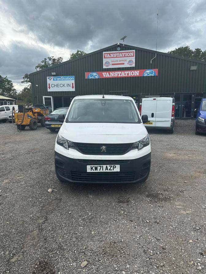 2022 Peugeot Partner 1000 1.5 BlueHDi 100 S Premium Van PANEL VAN DIESEL Manual