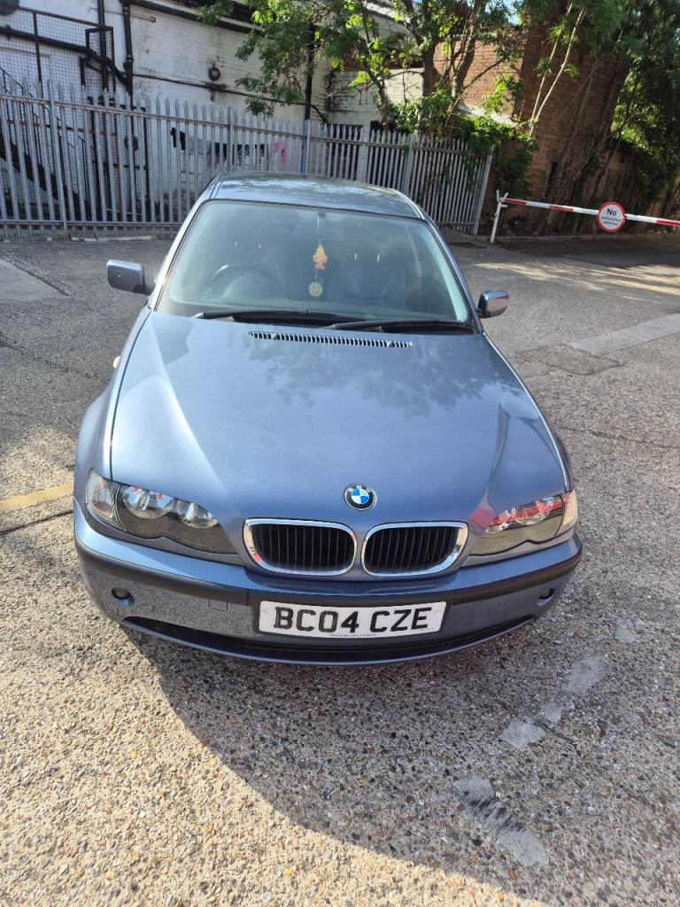 BMW 318I