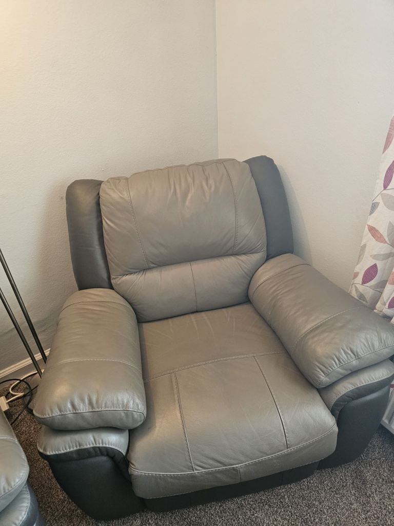Free Chair