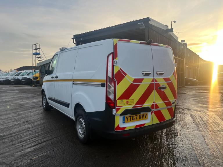 2018 Ford Transit Custom 2.0 TDCi 105ps Low Roof Van PANEL VAN Diesel Manual