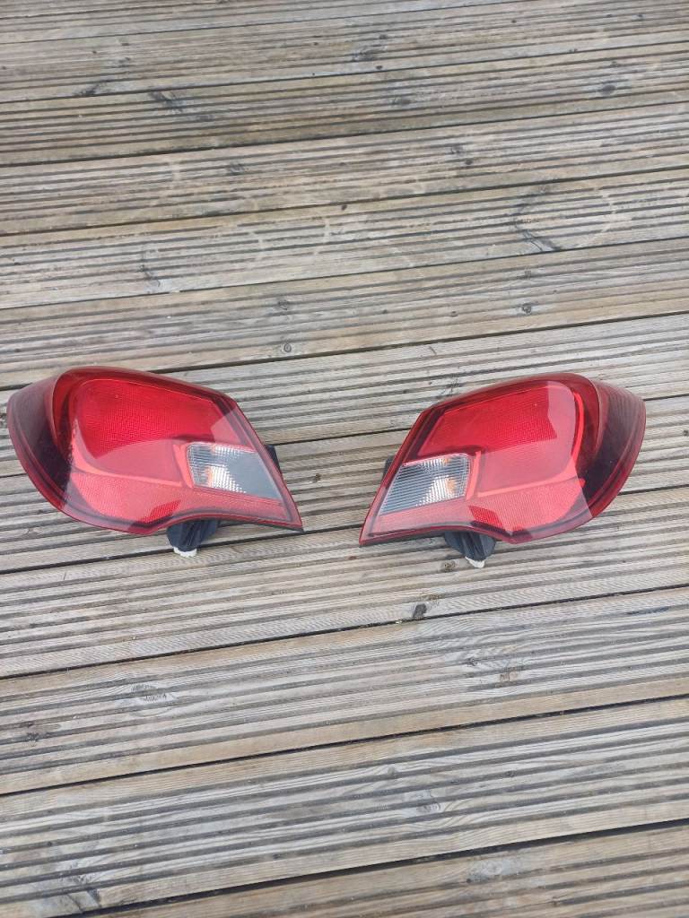 Left and right rear lamps Corsa Excite AC