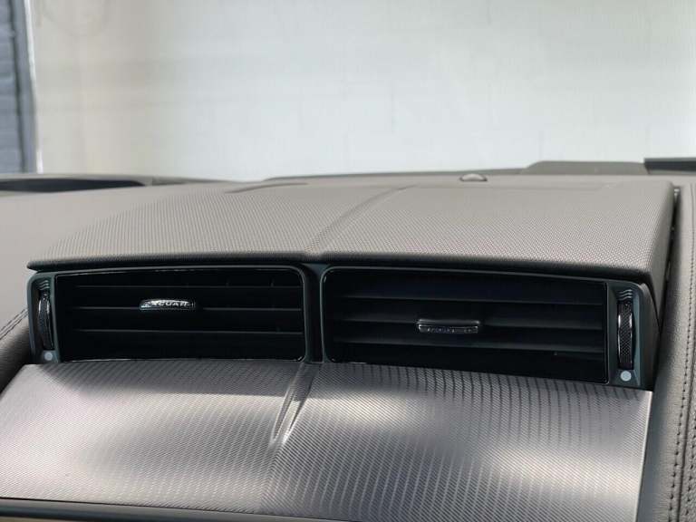 2019 Jaguar F-Type 2.0 R-Dynamic 2dr Auto COUPE PETROL Automatic