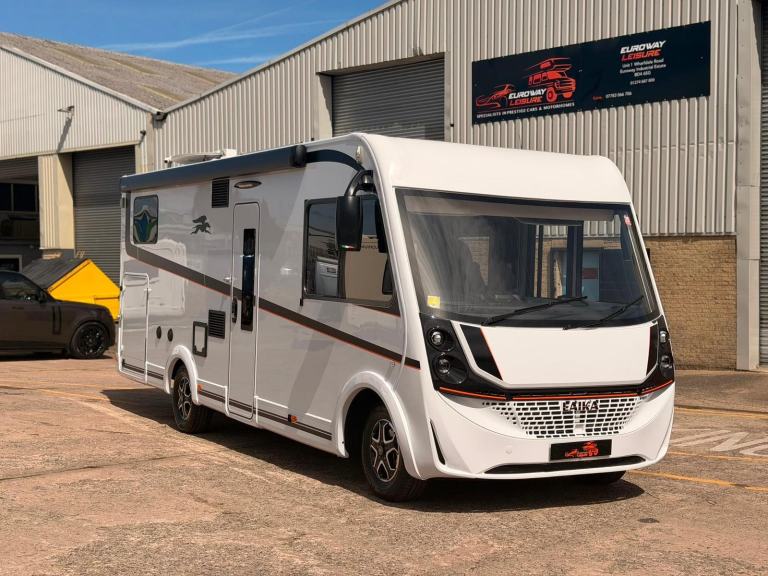 2024 Fiat Laika Kosmo H 1409 AUTOMATIC 4 BERTH A CLASS MOTORHOME UNDER 3500KG