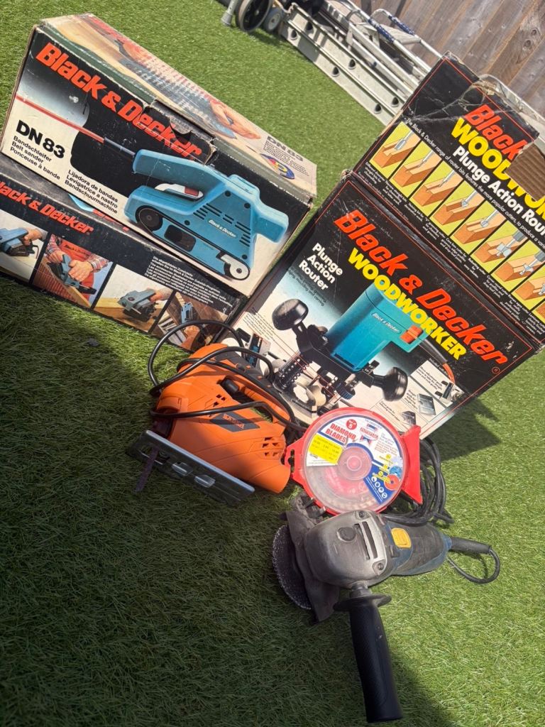 Black & Decker Power Tool Bundle - Sander, Router, Grinder