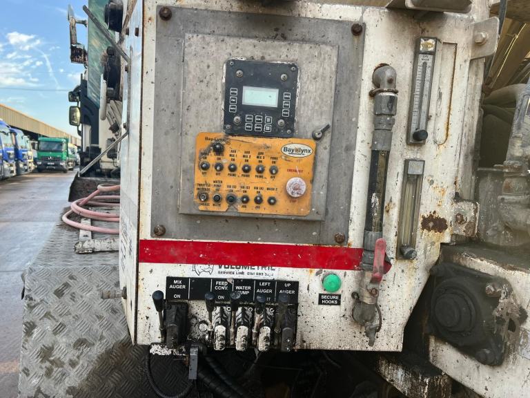 2014 64 Renault C (C) 430 8x4 , BAYLYNX VOLUMETRIC MIXER 