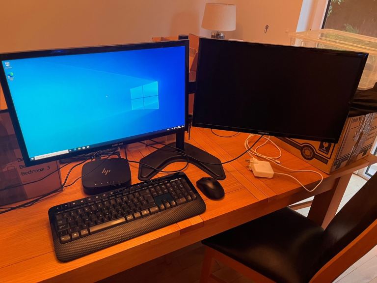 HP Elite Slice desktop PC, dual monitor, monitor arm stand, camera, keyboard 