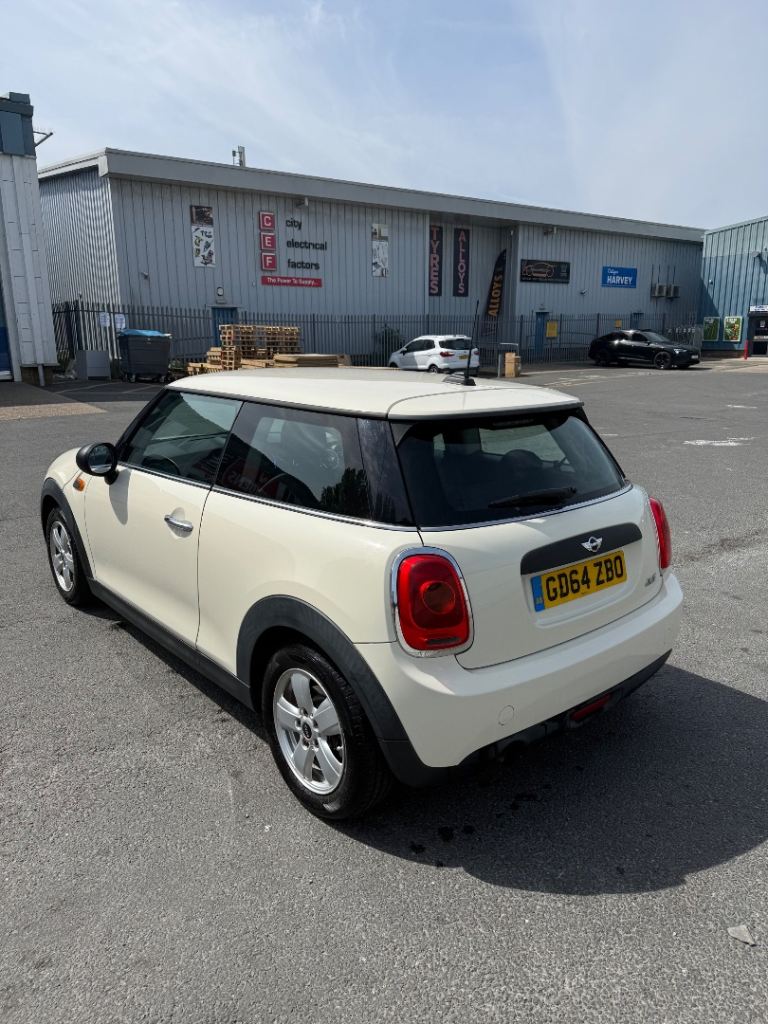 Mini, HATCHBACK, Hatchback, 2015, Manual, 1198 (cc), 3 doors