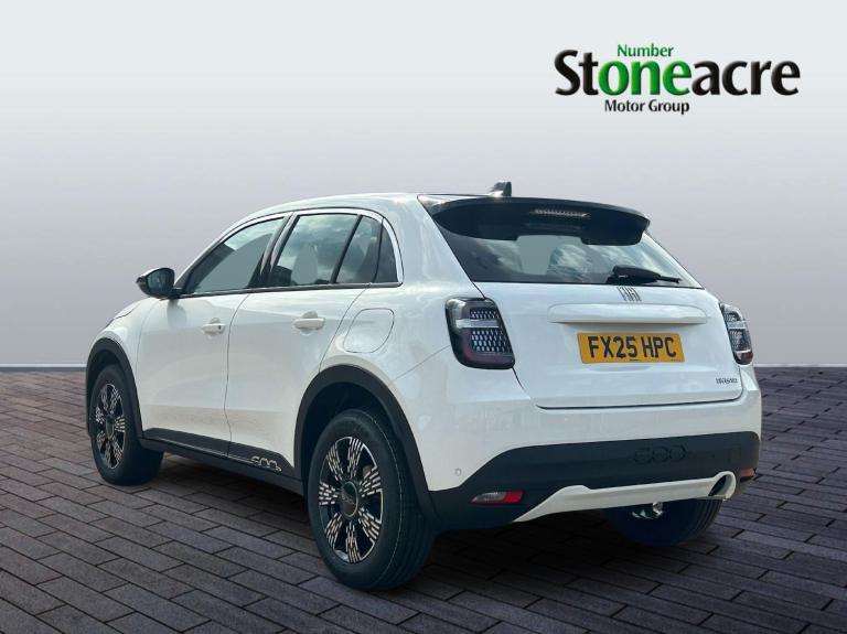 2025 Fiat 600 1.2 MHEV SUV 5dr Petrol Hybrid e-DCT Euro 6 (s/s) (100 ps) HATCHBACK Petrol/Electri...