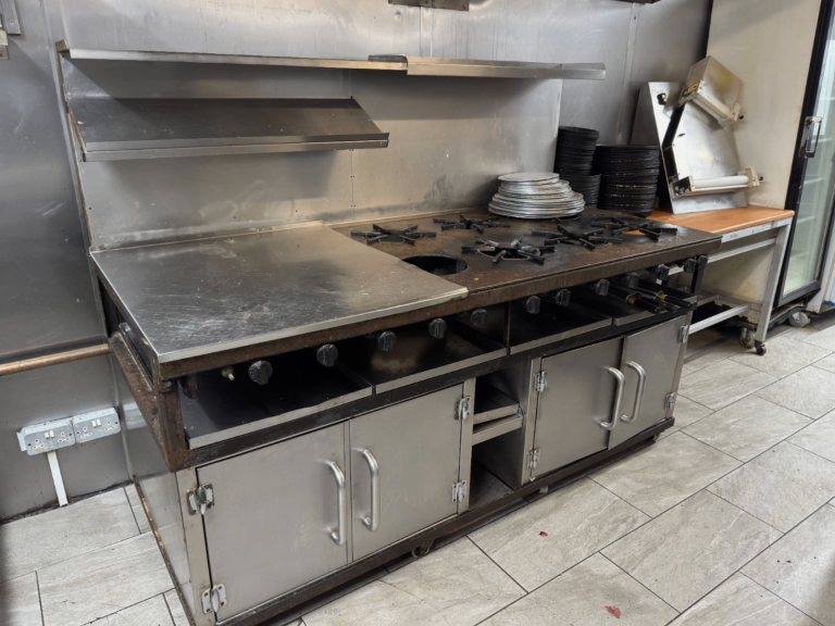 11 Burner Gas Cooker – Commercial Heavy Duty Range Stainless Steel Catering Oven