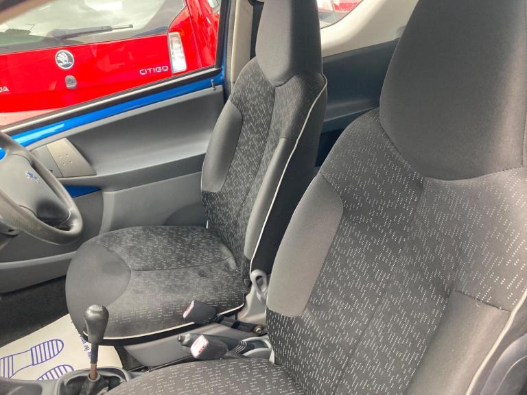 2009 Peugeot 107 1.0 12V Verve Euro 4 3dr HATCHBACK Petrol Manual