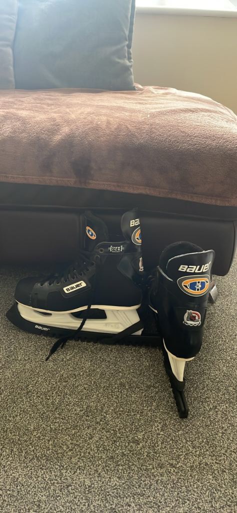 Bauer ice skates