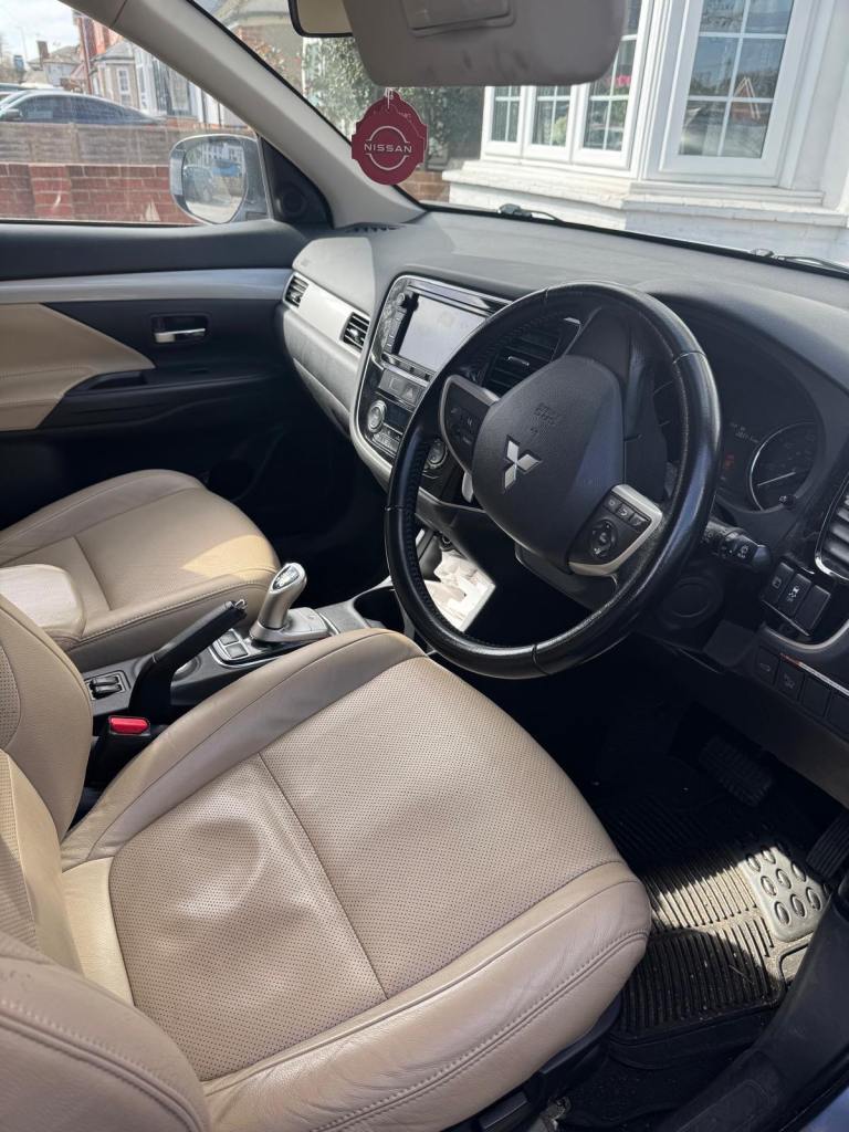 Mitsubishi Outlander, 2015, Hybrid