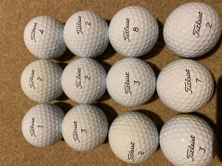 12 Mint Condition Titleist ProV1 Golf Balls