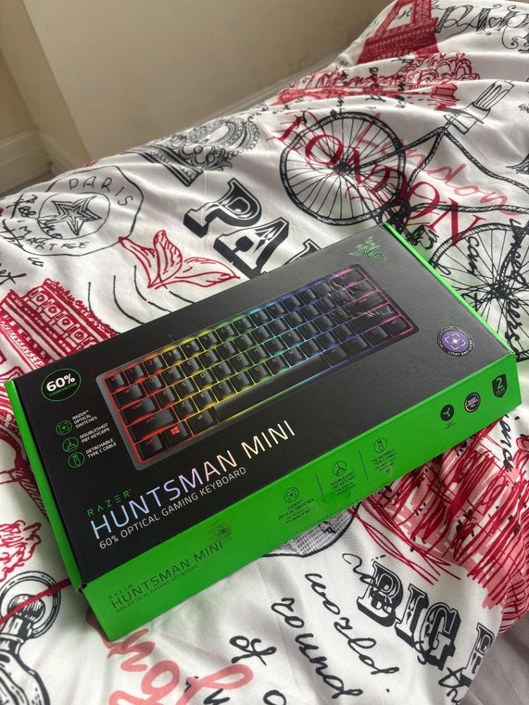 Razer Huntsman Mini (Purple Switch)