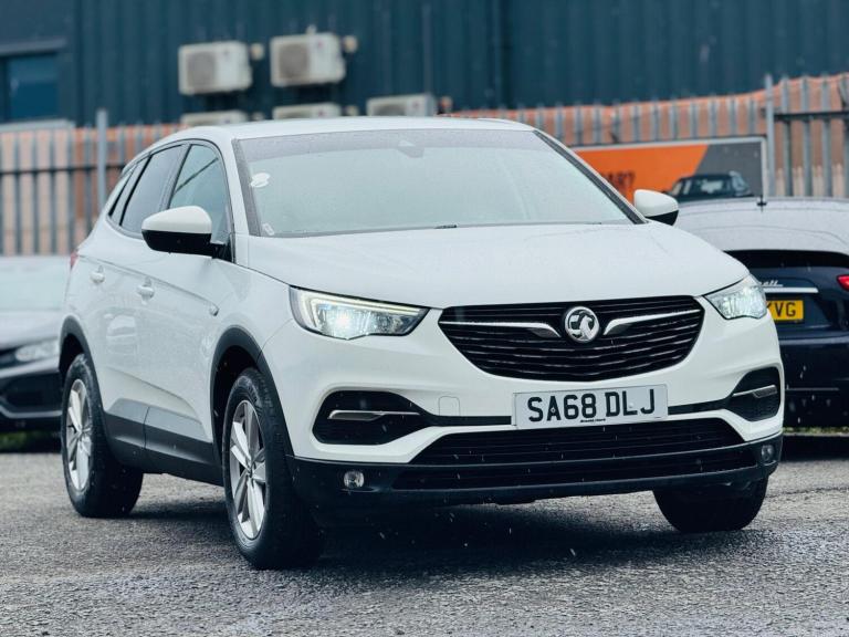 2018 Vauxhall Grandland X 1.6 Turbo D BlueInjection SE Euro 6 (s/s) 5dr HATCHBACK Diesel Manual