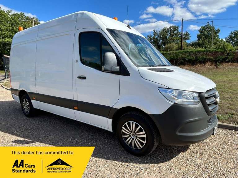 2021 Mercedes-Benz Sprinter 2.0 315 CDI Progressive RWD L2 H2 Euro 6 (s/s) 5dr PANEL VAN Diesel M...