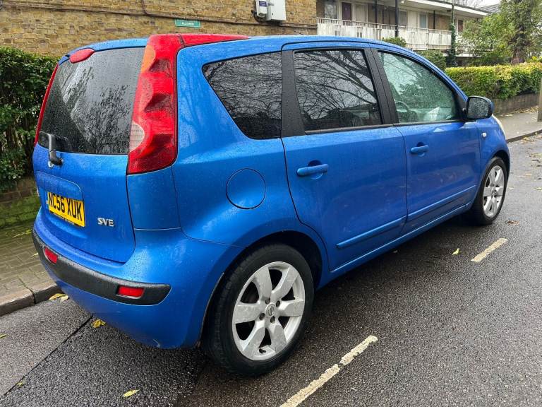 1598 (cc) Nissan NOTE 5 doors MPV 2007 Half leather.