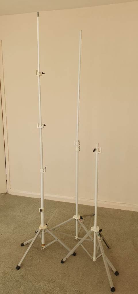 Photax 3 different vintage size tripods and 3 lighting reflectors