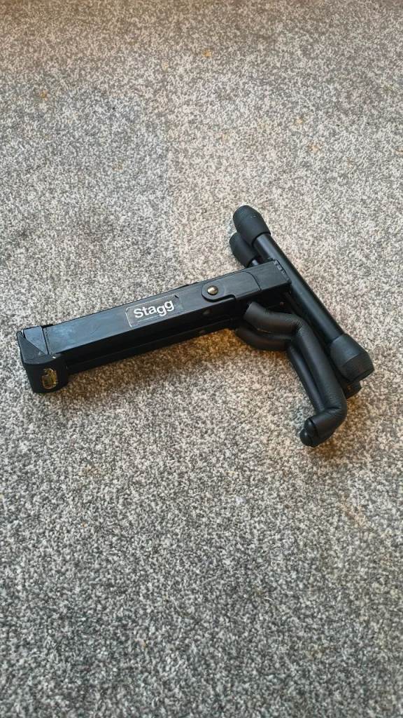 Foldable Stagg Guitar Stand 