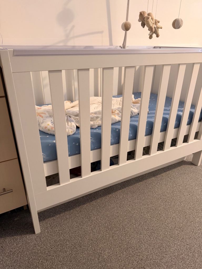 Cot with changing table