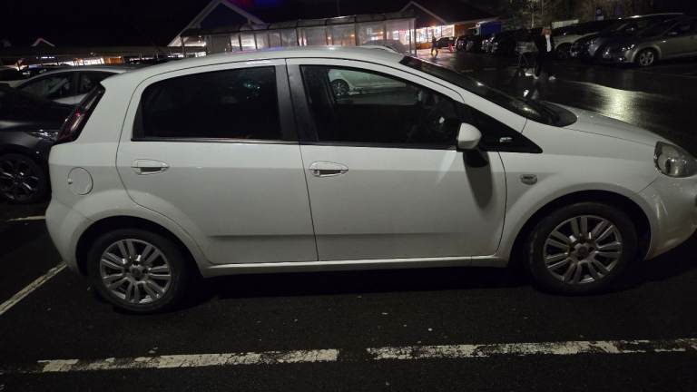 Fiat, PUNTO, Hatchback, 2014, Manual, 1242 (cc), 5 doors