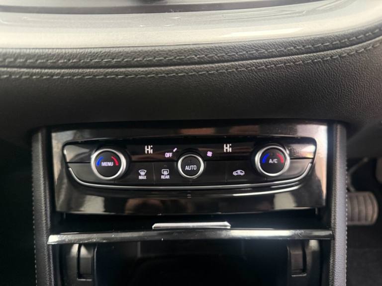 2018 Vauxhall Grandland X 1.5 Turbo D BlueInjection SE SUV 5dr Diesel Auto 8Spd Euro 6 (s/s) (130...