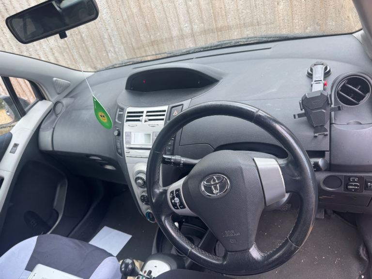 Toyota, YARIS, Hatchback, 2007, Semi-Auto, 1296 (cc), 5 doors