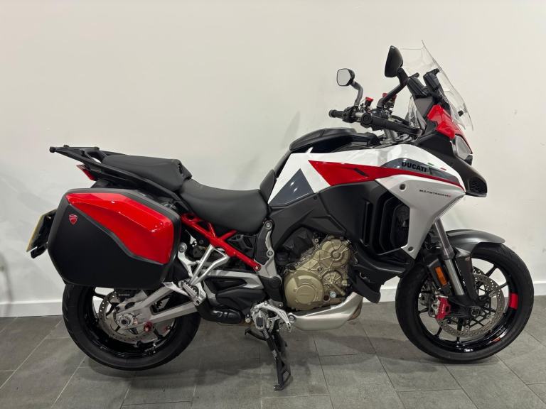 2023 Ducati Multistrada V4 Full, Panniers, Heated Grips and Seat, Radar Cruise