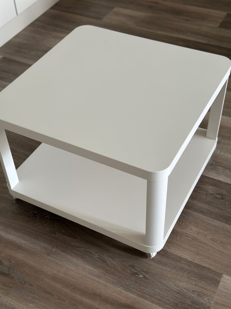 IKEA TINGBY Coffee Table on Wheels – White – Very Good Condition