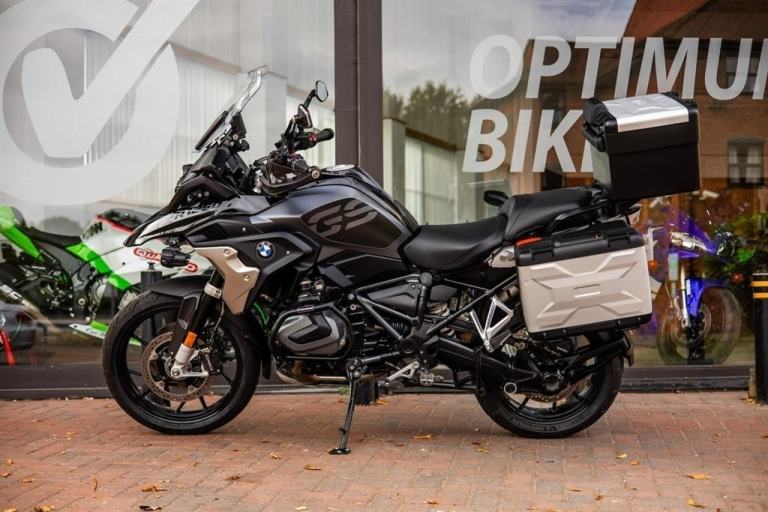 BMW R 1250 GS TRIPLE ! LUGGAGE ! STUNNING