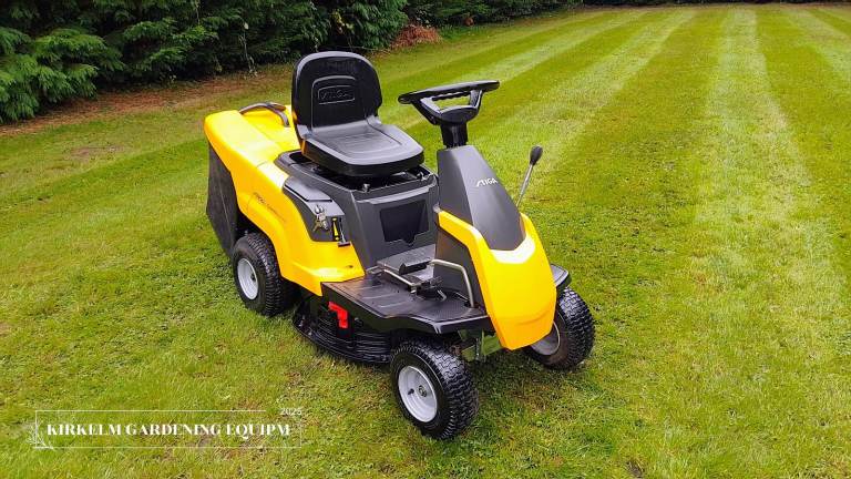 STIGA COMBI 1066 HQ HYDROSTATIC PETROL RIDE ON MOWER SERVICED £1295