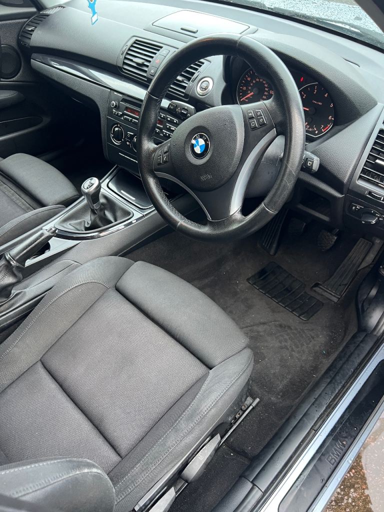 BMW, 1 SERIES, Hatchback, 2011, Manual, 1995 (cc), 5 doors